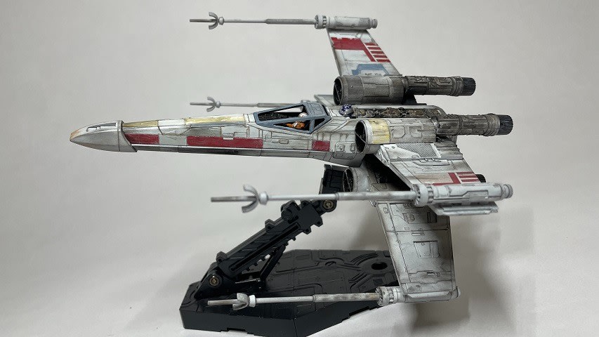 バンダイ 1/72 X-ウィング RED5 製作記 - 松輪で10キロ バンダイ 1/72 X-ウィング RED5 製作記 - 松輪で10キロ