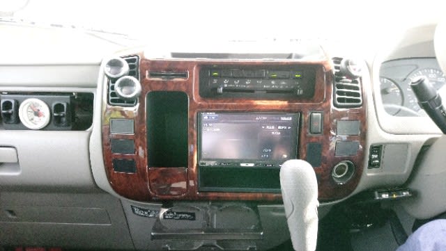 トヨタ カムロード用　オンダッシュカバー 外装、エアロパーツ 究極プライス