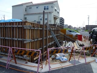 擁壁 型枠工事 株式会社 志賀工務店 工事ブログ 擁壁 型枠工事 株式会社 志賀工務店 工事ブログ