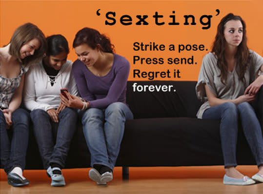 米国の高校生100人が セクスティング に関与 世界メディア ニュースとモバイル マネー