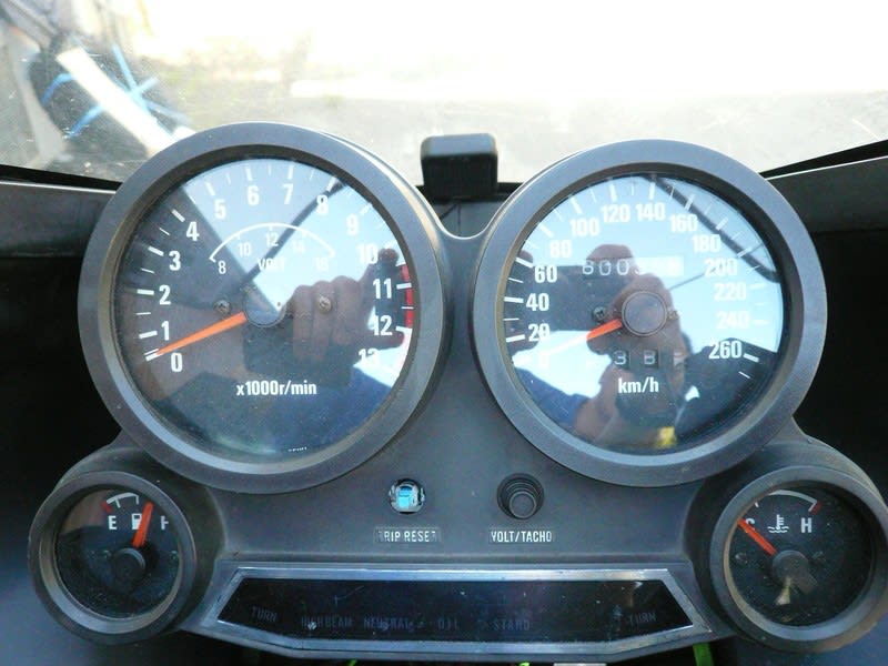 GPZ900R スピードメーター