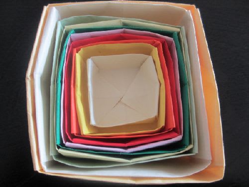 折り紙 入れ子の箱つくり 風の備忘録