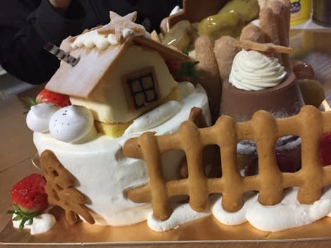 新潟市東区 風花のクリスマスケーキがとっても豪華だった 歌織 のつれづれ日記