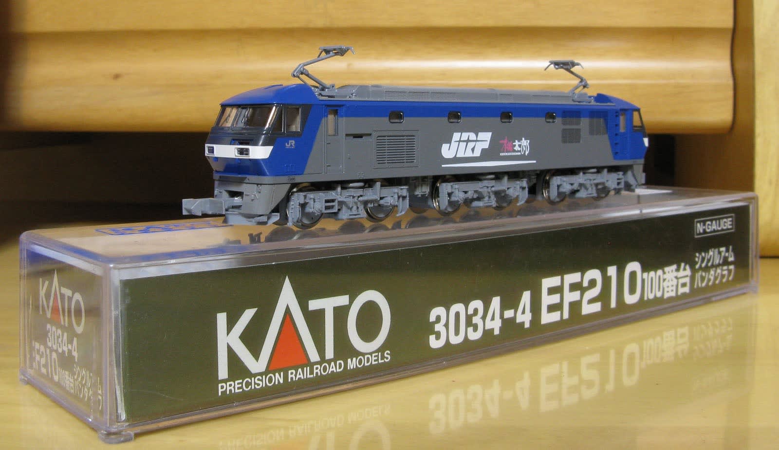 はめ込み式ナンバーに。KATO「EF210 100番台シングルアームパンタ」新仕様が入線したよ - Ｋボーイの根岸線日記