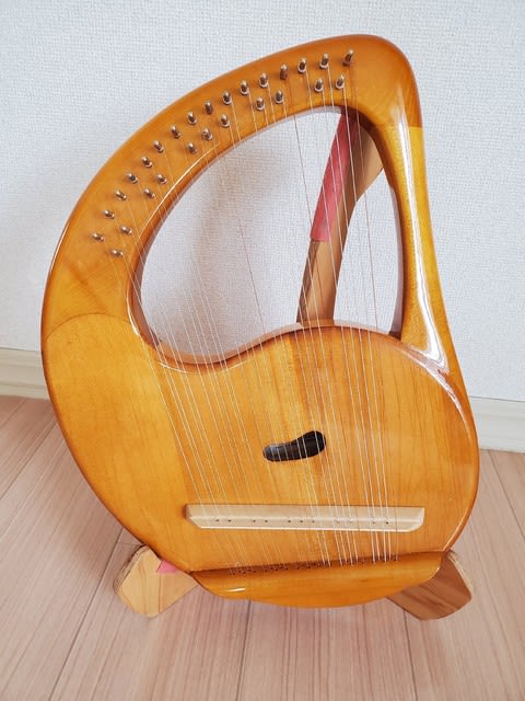 楽器　ハープ型ライアー
