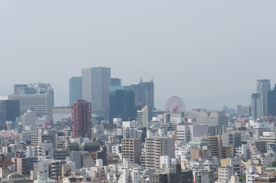 初秋の大阪 Ommビルより眺める大阪都心部の風景 緑には 東京しかない