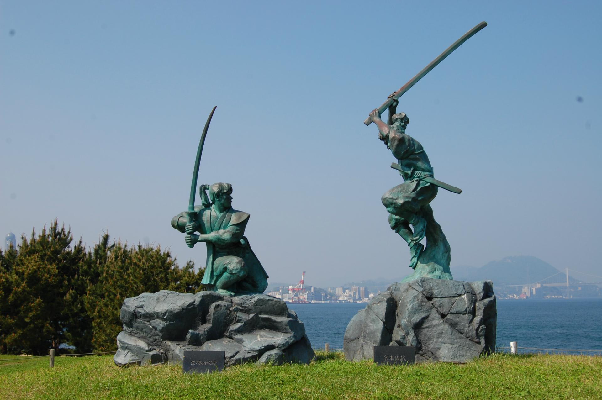巌流島の巻 武蔵と小次郎が決闘をした関門海峡の小島 日本の名城 古城 城撮り物語 巌流島の巻 武蔵と小次郎が決闘をした関門海峡の小島 日本の名城 古城 城撮り物語