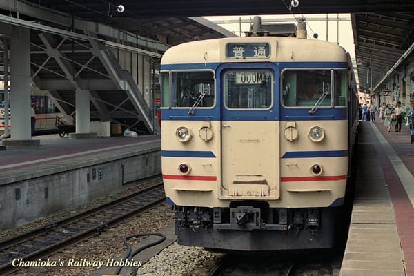 【鉄道写真】新潟色の115系(4)～ヒゲの少ない新潟色～ - ちゃみおか発