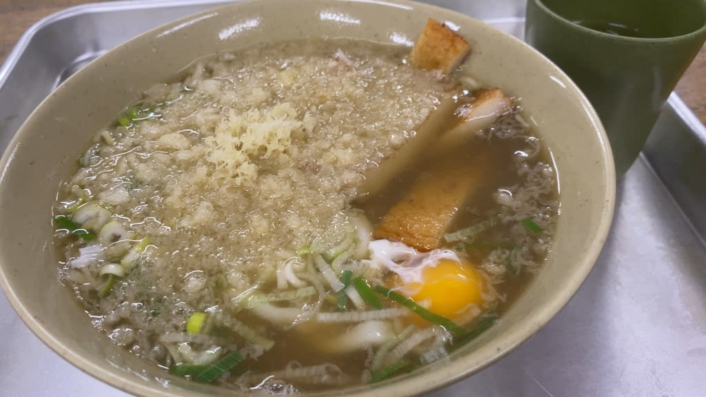 めぐみうどんで朝うどん ごっちゃんです 食いしん坊道中記