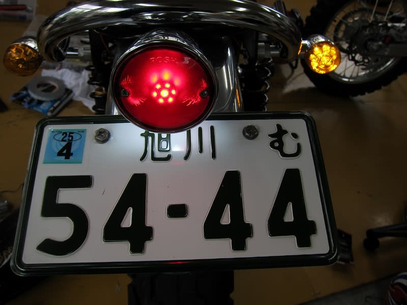 なしの 2010-1140 Moto MPH LEDテールライト ステルス 12年-13年 ドゥカティ パニガーレ 1199 HD店 ヒロチー商事  通販 PayPayモール までの