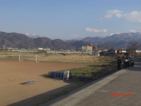 故武田大先輩を偲ぶ お爺さんは山へ柴刈りに 故武田大先輩を偲ぶ お爺さんは山へ柴刈りに