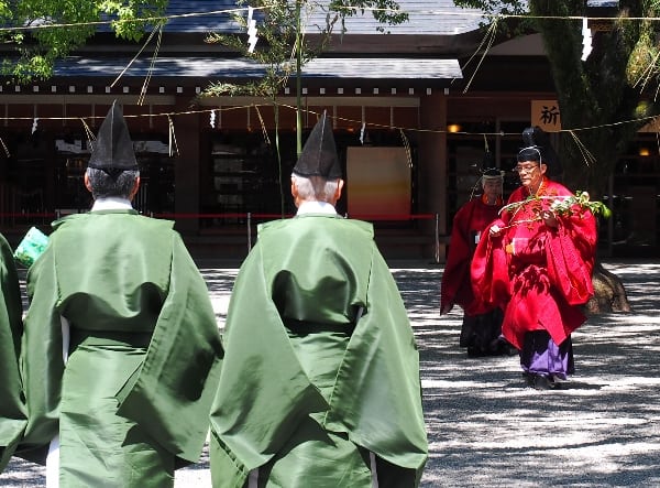 熱田神宮 1 17例祭 水早 Mizuha 神社と写真と一人旅