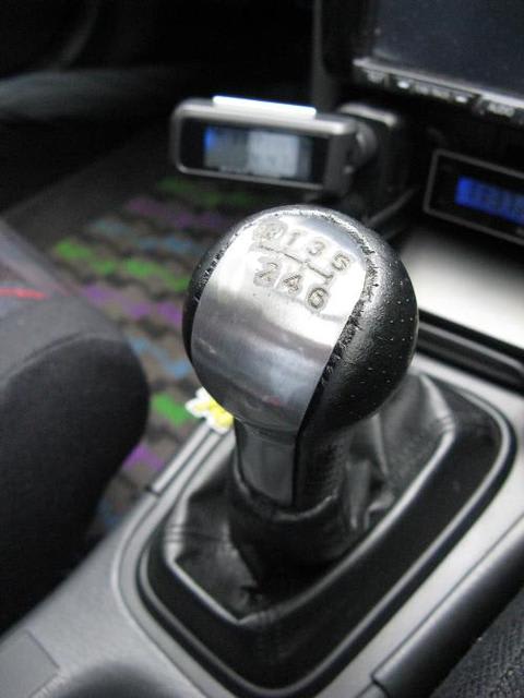 トヨタ　カローラフィールダー　６速用シフトノブ　ZZE123G トヨタカローラフィールダー6速用シフトノブZZE123G