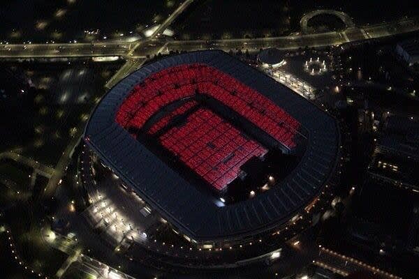 Amazon.co.jp: 東方神起 LIVE TOUR 2013 ~TIME~ FINAL in NISSAN
