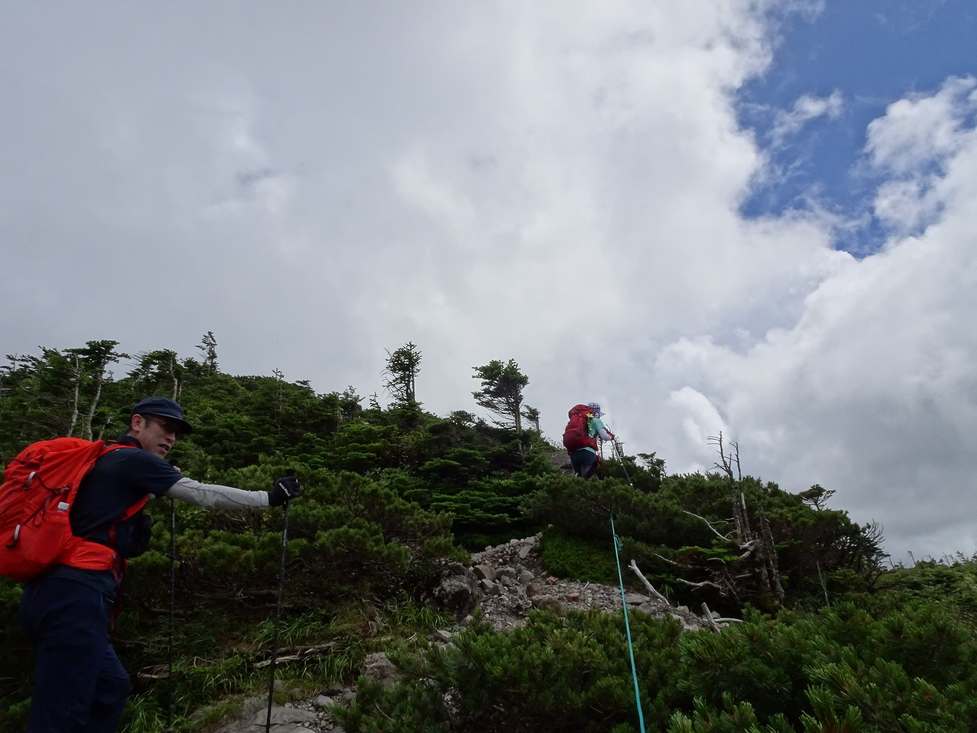 蓼科山から北横岳へ縦走登山 その２ ｂ型ゲンゴロウのブログ