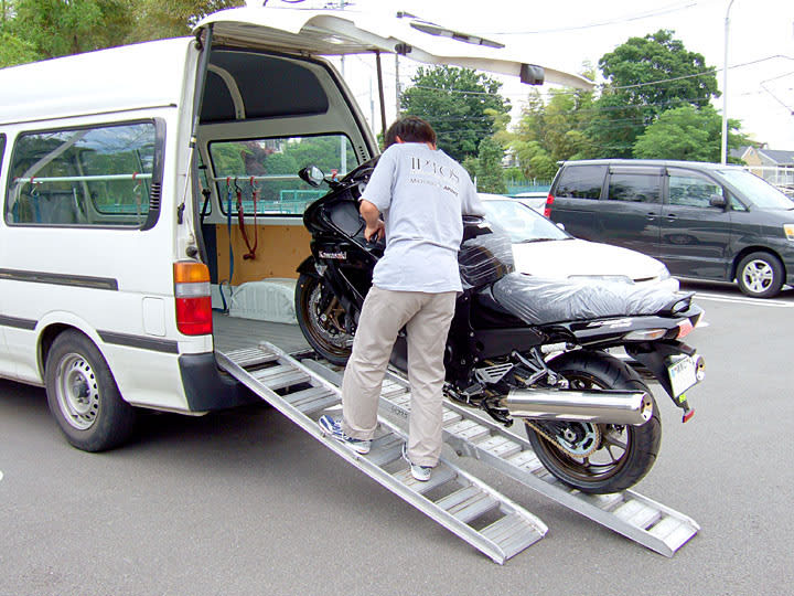 ZZR1400 納車! 06/6/11 過去記事より - ZZR1400 PHANTOM Ninja 黒影 ZZR1400 納車! 06/6/11 過去記事より - ZZR1400 PHANTOM Ninja 黒影
