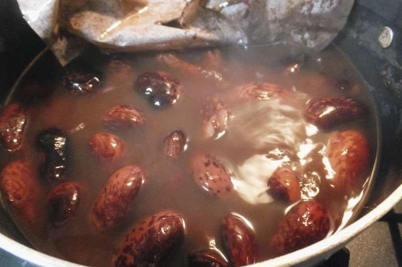 花豆をふっくらと煮る方法 キキの料理教室 第１６回 再掲 猫のキキとヒゲおじさんのあんじゃあない毎日