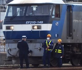 Jr貨物 線路で働く人たち 貨車の入換作業 2 lとベリカードの楽しみ Jr貨物 線路で働く人たち 貨車の入換作業 2 lとベリカードの楽しみ
