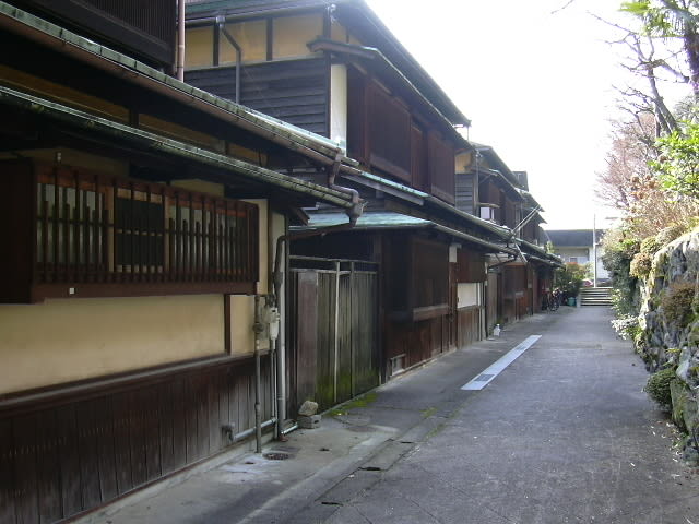 吉田神楽岡町 大正の家並み ちょっと気になる京都の風景