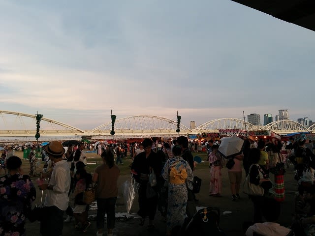 なにわ淀川花火大会 パノラマ ライト スタンド ① ×2