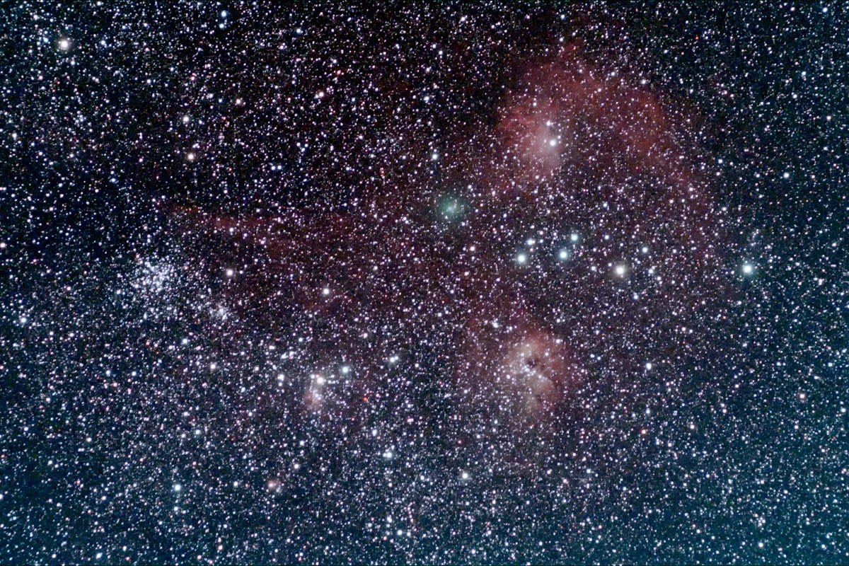 勾玉星雲とアトラス彗星 C M3 Atlas Photography