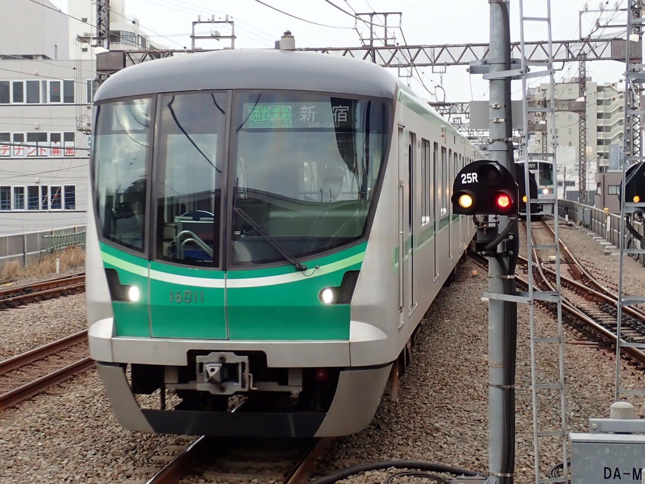 ダイヤ乱れにより突如運行された 通勤準急 新宿 ゆき 途中2度の種別変更も Makikyuのページ