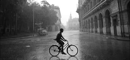 夏に自転車に乗るのは危険
