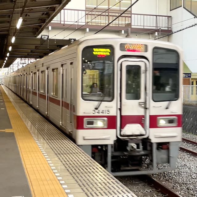 かつては田園都市線を走っていた東武30000系 - ひろば 川崎高津