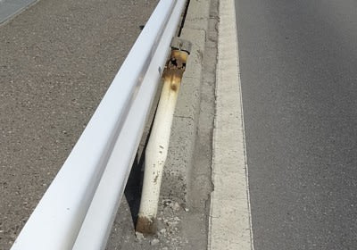 道路の端がちと怖い 自転車 ボッケニャンドリの思ったこと 道路の端がちと怖い 自転車 ボッケニャンドリの思ったこと