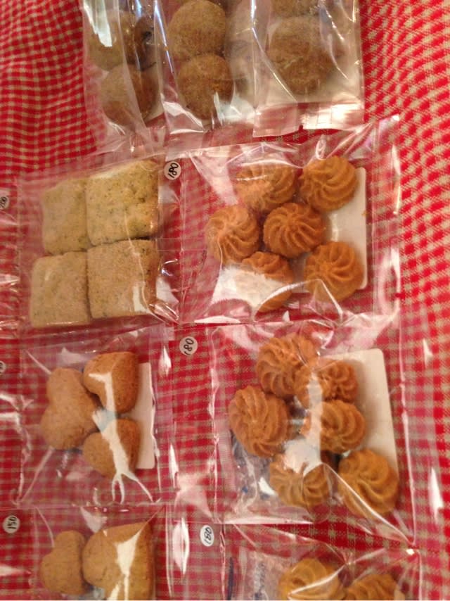 リリー商店さん リンちゃんのクッキー ぎゃらりぃ きのこ 金沢のカフェ併設貸スペース