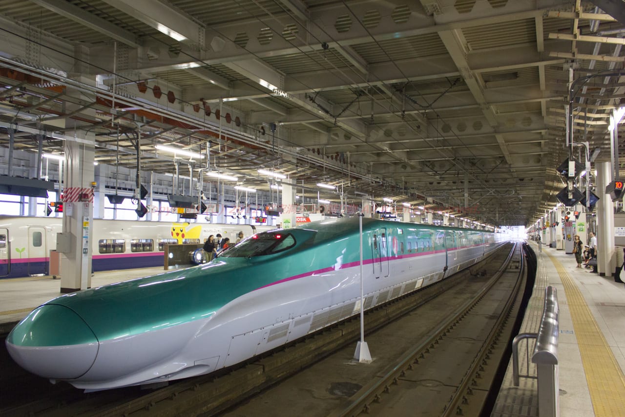 東北新幹線八戸開業10周年でE5系の臨時新幹線を運転 - 超空洞からの贈り物