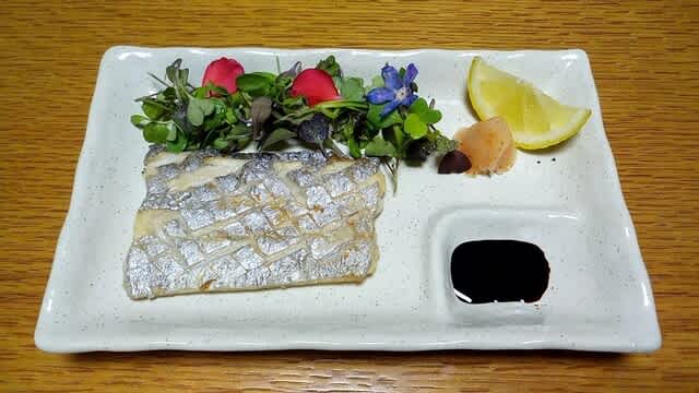 河野鮮魚店でドラゴン太刀魚を買いました Tioの雑記帳