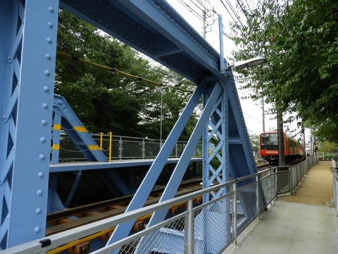 きょうの伊予鉄横河原線石手川公園駅 黎明の日々の光景