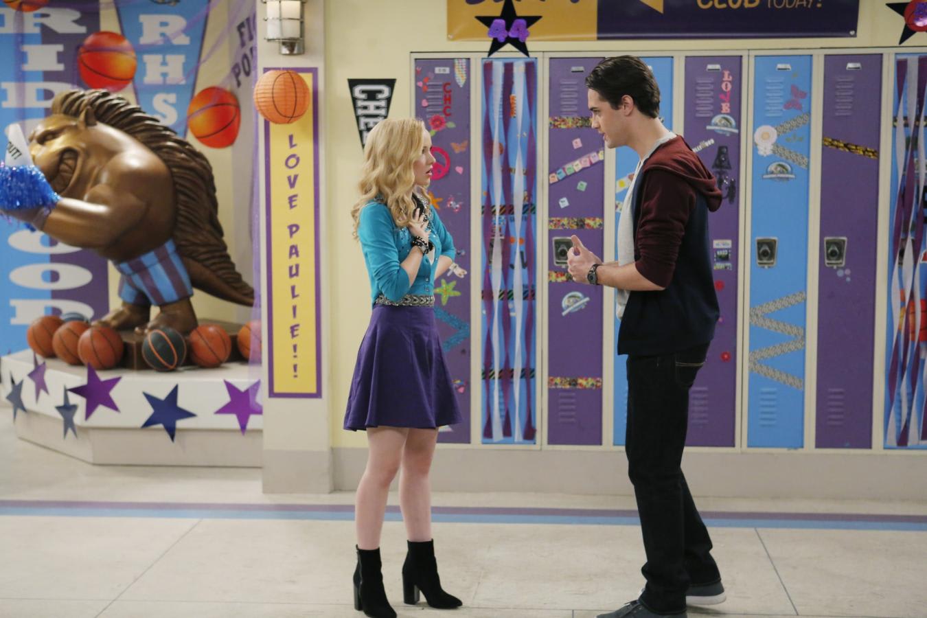 Liv and maddie thanksgiving episode