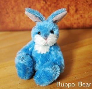 青いうさぎ Buppo Bear ブッポベア