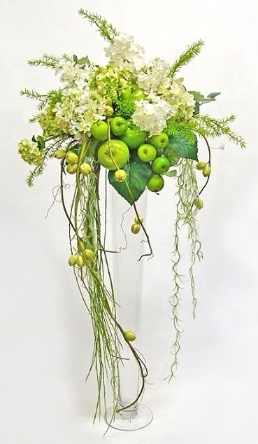 ライトグリーン系ガラス花器 アートフラワーアレンジ 造花のココーフラワー横浜社長ブログ