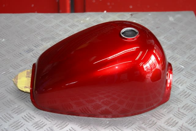 モンキー5LのCB750K仕様の塗装です。 - ドリーム商會ブログ モンキー5LのCB750K仕様の塗装です。 - ドリーム商會ブログ