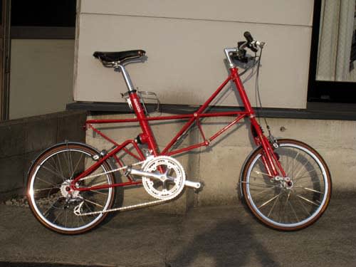 モールトン社製の自転車