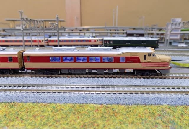 送料込 KATO 10-325 キハ81系 dr-body.jp
