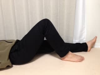 股関節が楽な姿勢と 苦しい姿勢 笑顔あふれる生活へ 股関節と共に 股関節が楽な姿勢と 苦しい姿勢 笑顔あふれる生活へ 股関節と共に