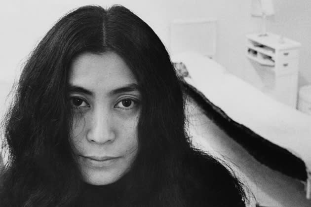 Yes Yoko Ono 小野洋子またはオノ ヨーコまたはクリームとスクリームとアイスクリーム A Challenge To Fate
