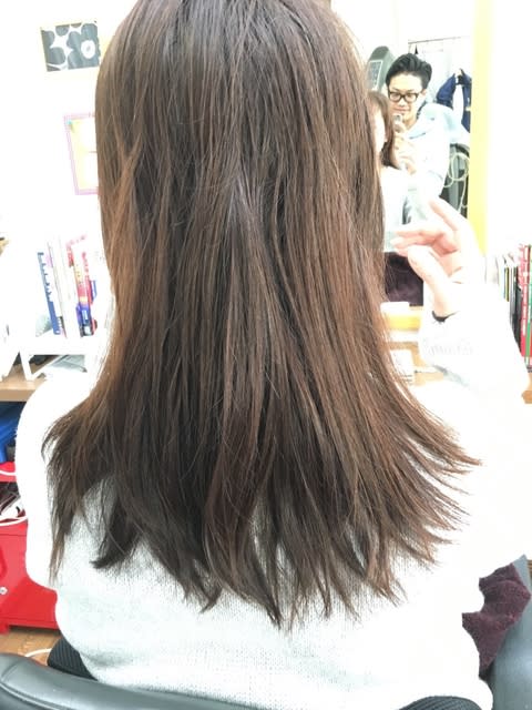 縮毛矯正した髪の毛にパーマでイメチェン 鹿児島県日置市で縮毛矯正 ストレートパーマ デジタルパーマをして クセ毛やダメージ毛 と向き合う田舎美容室の日記 縮毛矯正した髪の毛にパーマでイメチェン 鹿児島県日置市で縮毛矯正 ストレートパーマ デジタルパーマをして クセ毛やダメージ毛 と向き合う田舎美容室の日記