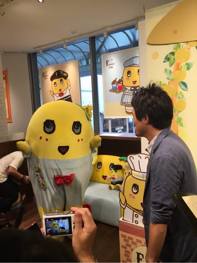 大阪 心斎橋 ふなっしーカフェ の大阪名物ヘレカツver ふなっしーバーガー 西日本ハンバーガー協会 Nhk 公式ブログ 究極のハンバーガーを作ろう In関西 大阪 心斎橋 ふなっしーカフェ の大阪名物ヘレカツver ふなっしーバーガー 西日本ハンバーガー協会 Nhk 公式ブログ 究極のハンバーガーを作ろう In関西