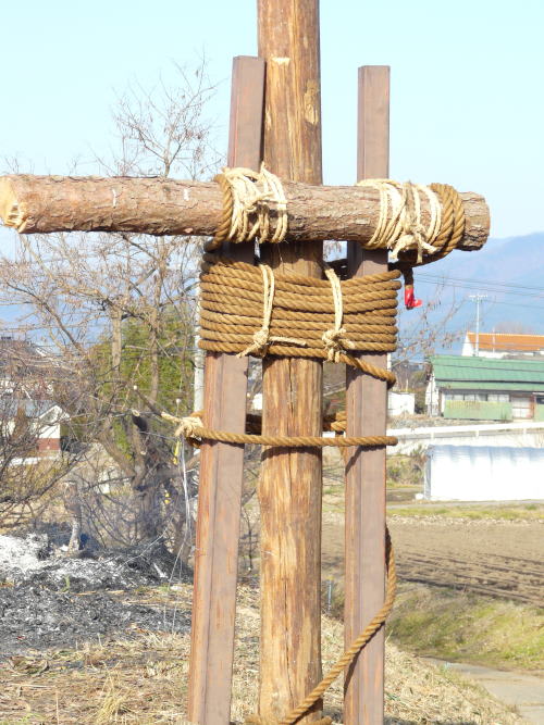 塩尻市鍛冶屋久保在家地区の御柱