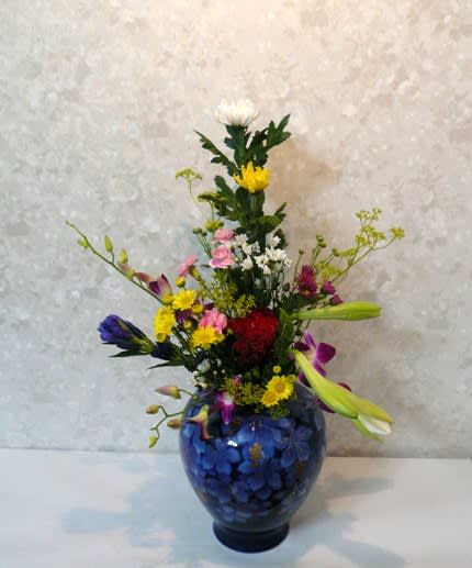 菊を投げ入れに生ける 季節の和花を主人公に 健児 甫 みゆき生け花教室 Miyuki Flower Classes