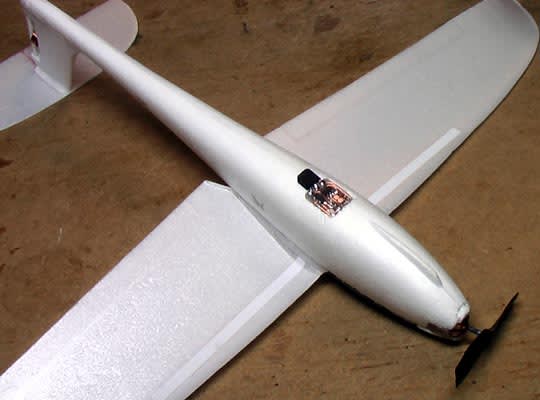 ♢ラジコン飛行機2台♢自作飛行機ともう一台は忘れました ♢ラジコン飛行機2台♢自作飛行機ともう一台は忘れました