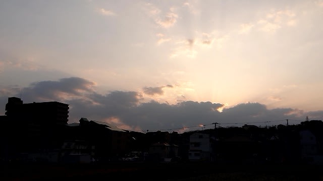 癒しの空 ゆけゆけ 桃太郎日記