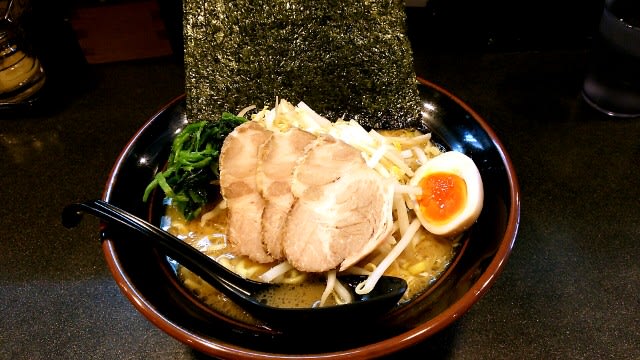 ハマのオヤジ:オヤジらーめん