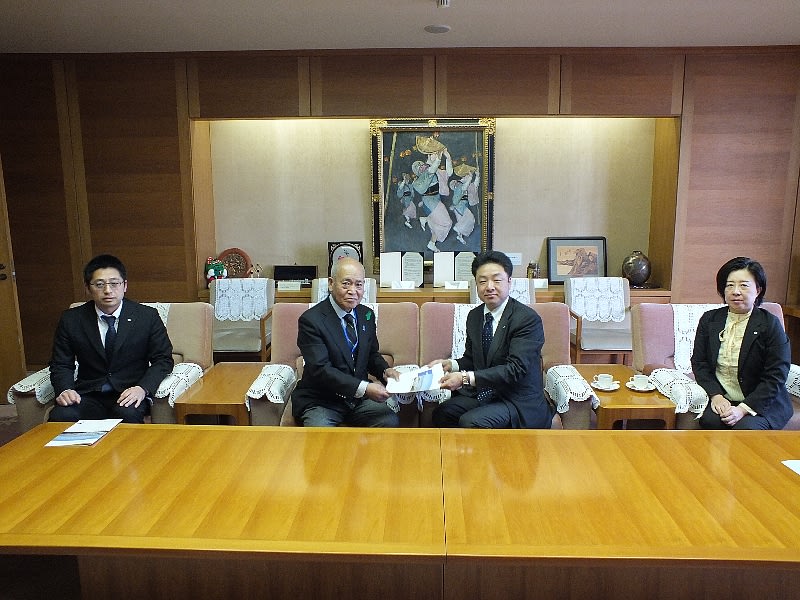 提言書を提出しました 杉本直樹県議会議長 徳島商工会議所青年部 Official Blog 藍風