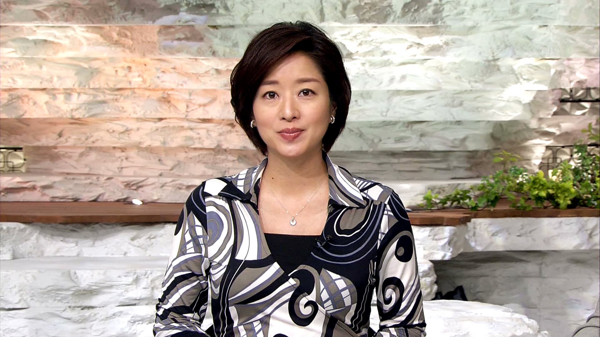 膳場 貴子 40歳 美個体館 綺麗な女性 集めます 膳場 貴子 40歳 美個体館 綺麗な女性 集めます